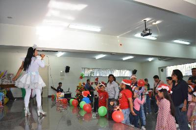 EVENTO NAVIDENO PARA LOS NINOS DEL PERSONAL ADMINISTRATIVO