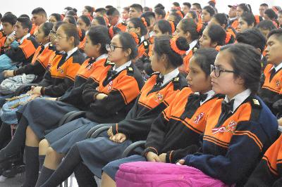 Visita de Alumnos a la FII para Orientacion Vocacional