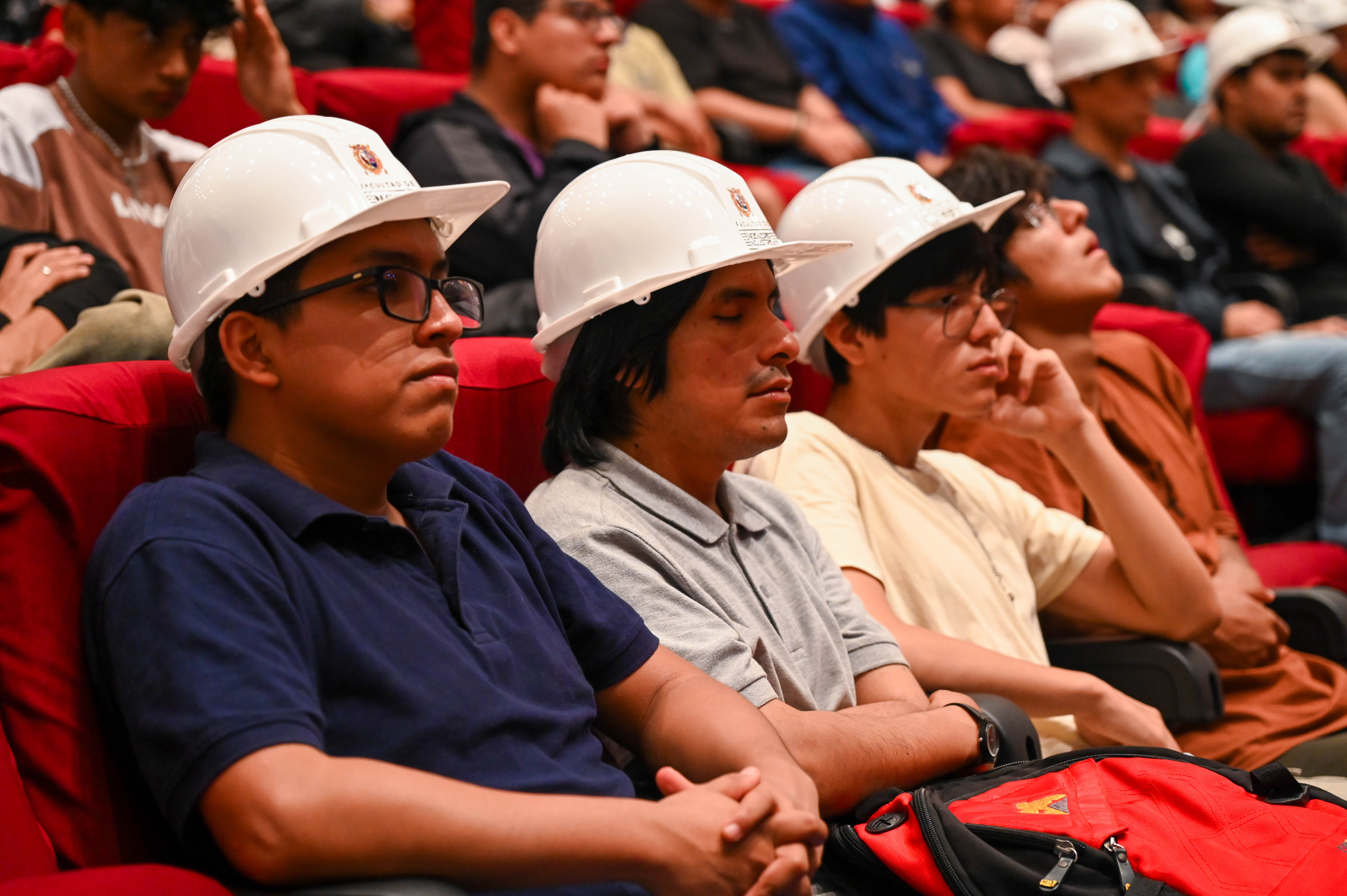 BIENVENIDA INGRESANTES 2025