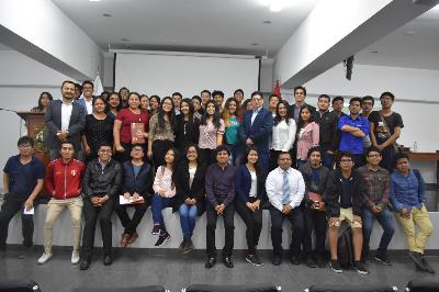 Conferencias de Pregrado por el Aniversario de la Fii Dia II