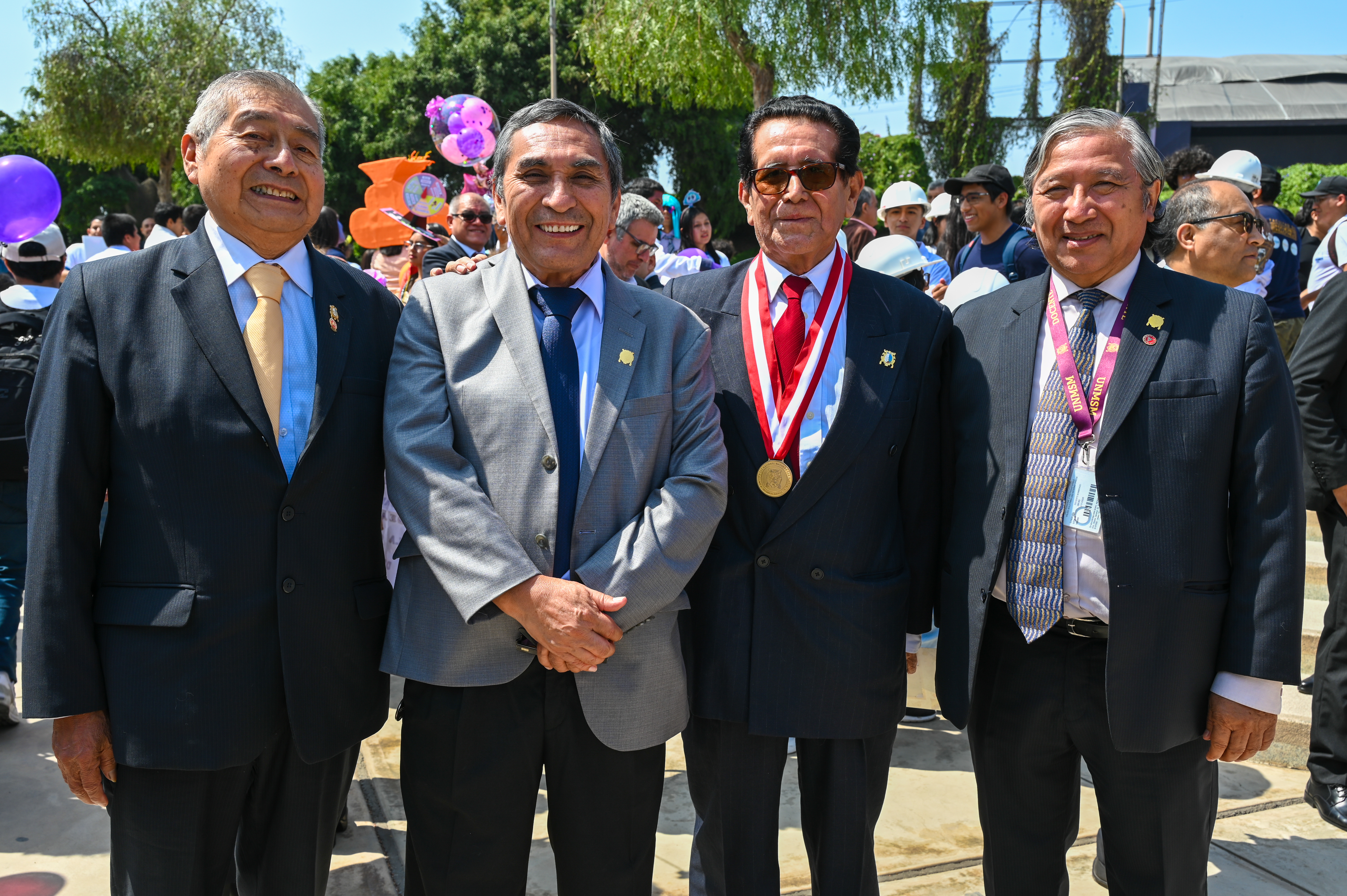 DESFILE DE FACULTADES POR EL 474 ANIVERSARIO
