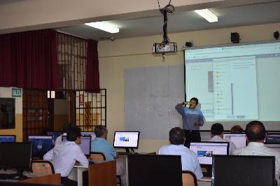 Capacitacion en el Uso del Aula Virtual - Herramienta Videoconferencia Docentes Dia IV