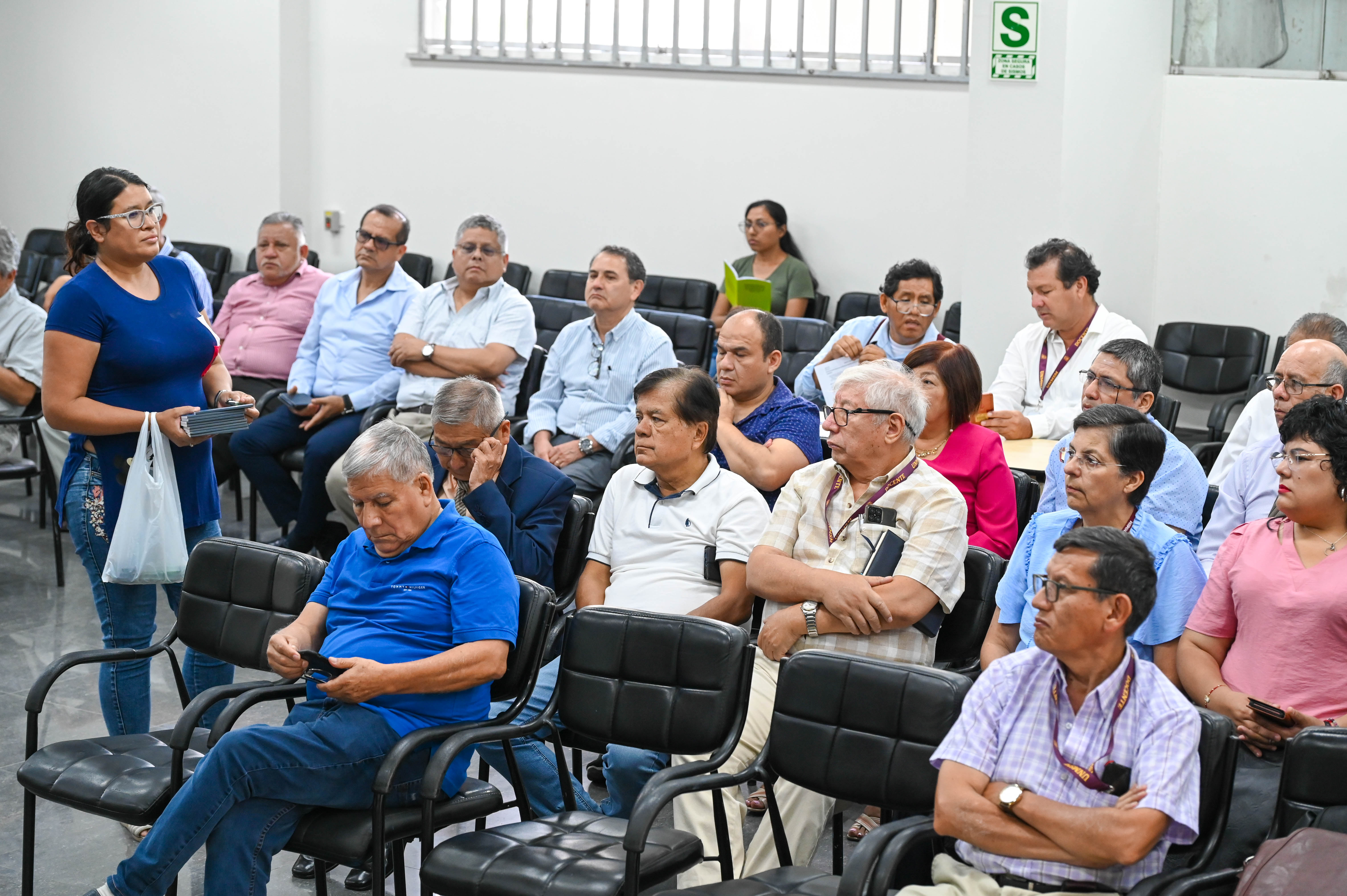 REUNION DOCENTES SEMENTRE 2025-1