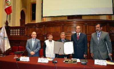 Ceremonia - Concurso de Financiamiento para institutos y escuelas de Educacion Superior